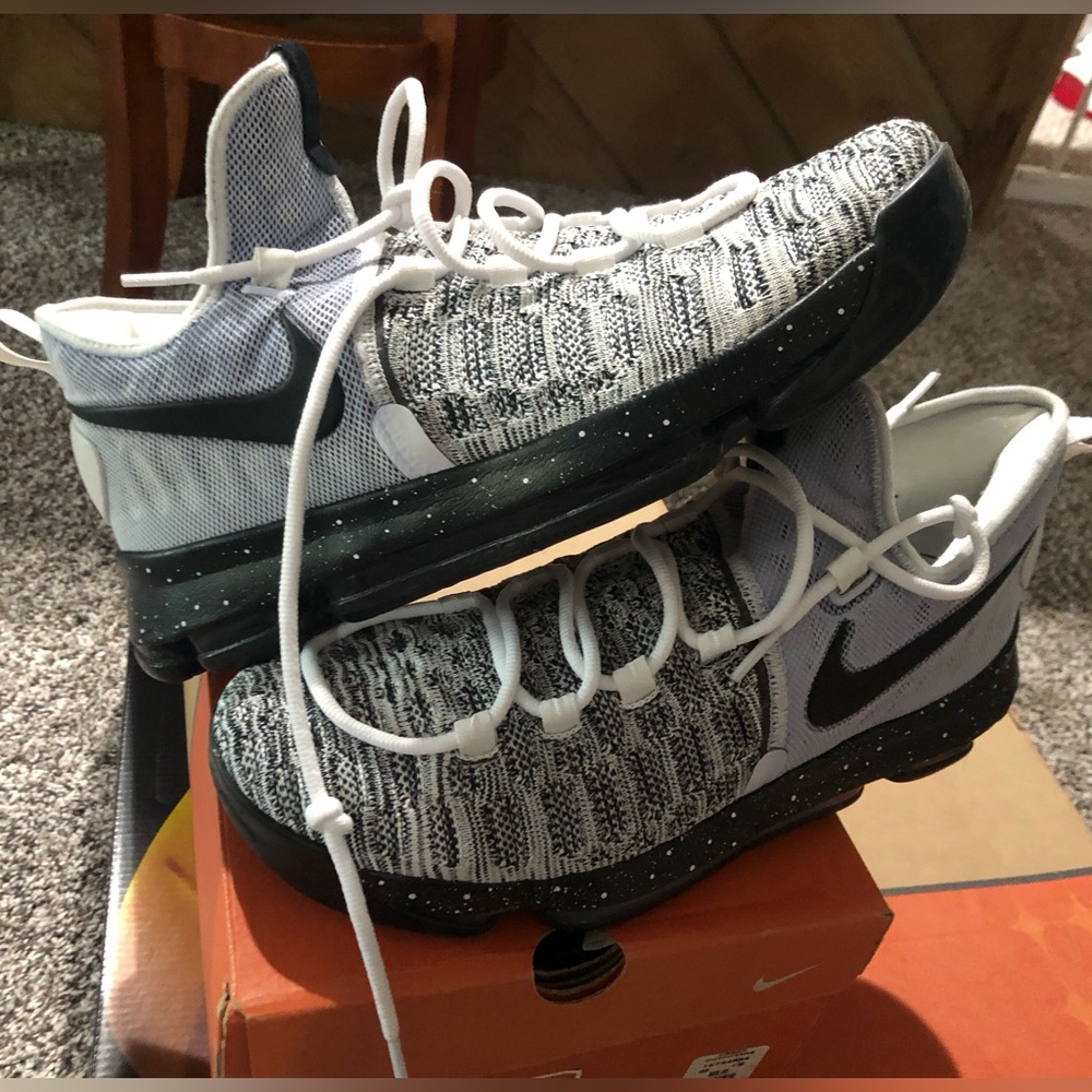 Nike kd9 Oreo Kevin Durant sample basketball shoe sz 9 jordan Kobe